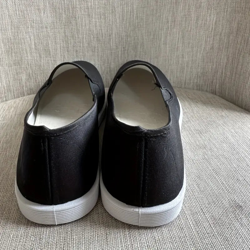 Vintage Casual Instappers – Tijdloze Stijl & Comfort