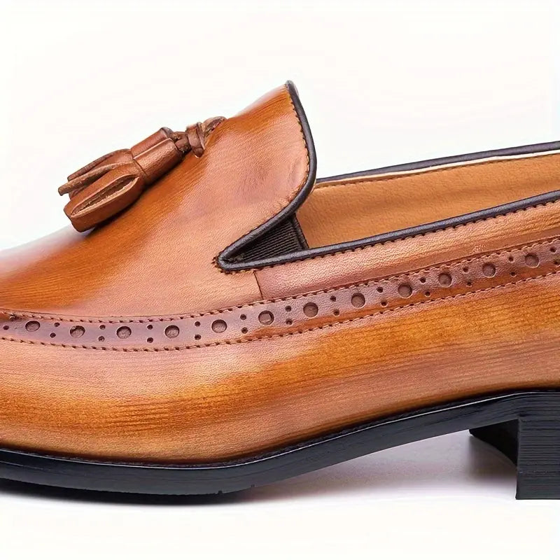 Heren Retro Wingtip Loafers met Kwastjes – Klassiek & Verfijnd